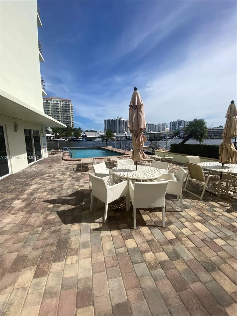 2900 NE 30th St #F2 Fort Lauderdale, FL 33306
