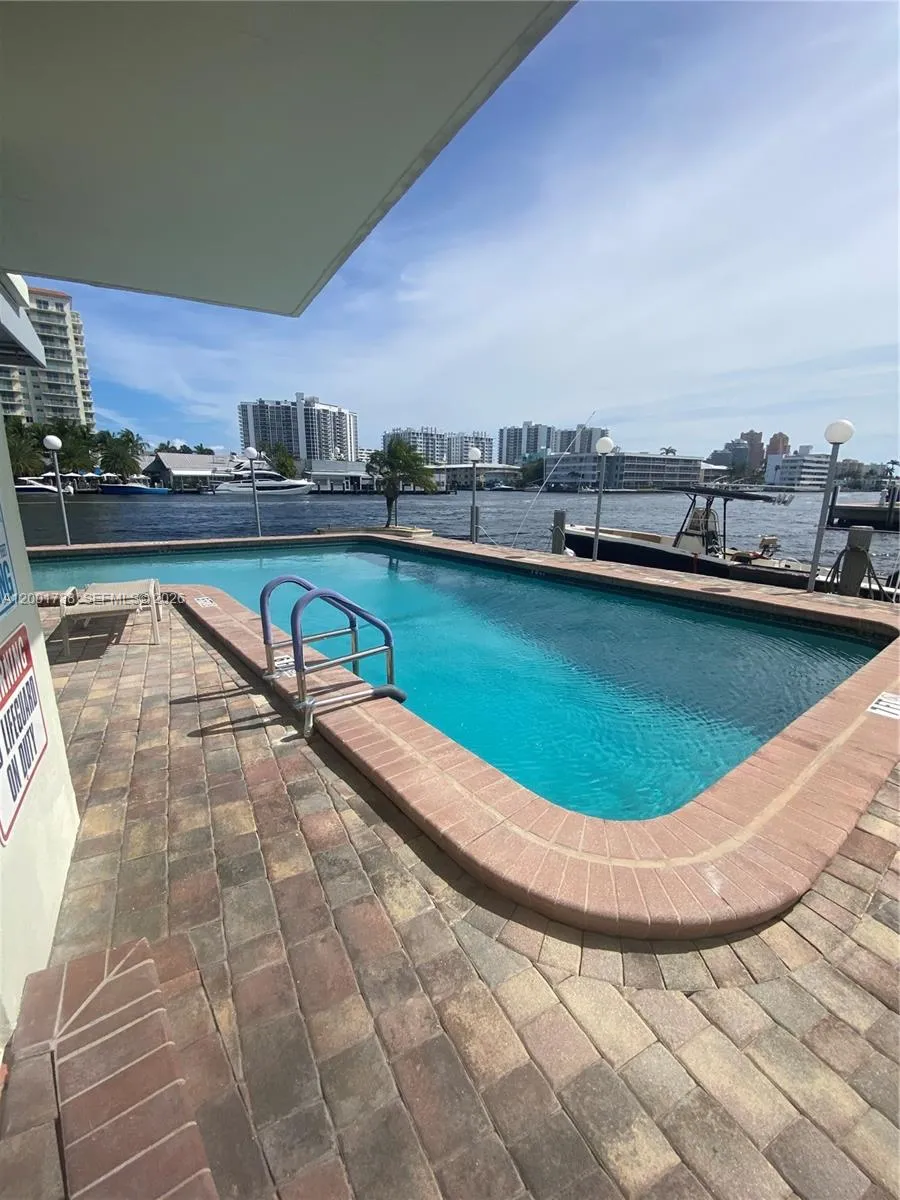 2900 NE 30th St #F2 Fort Lauderdale, FL 33306