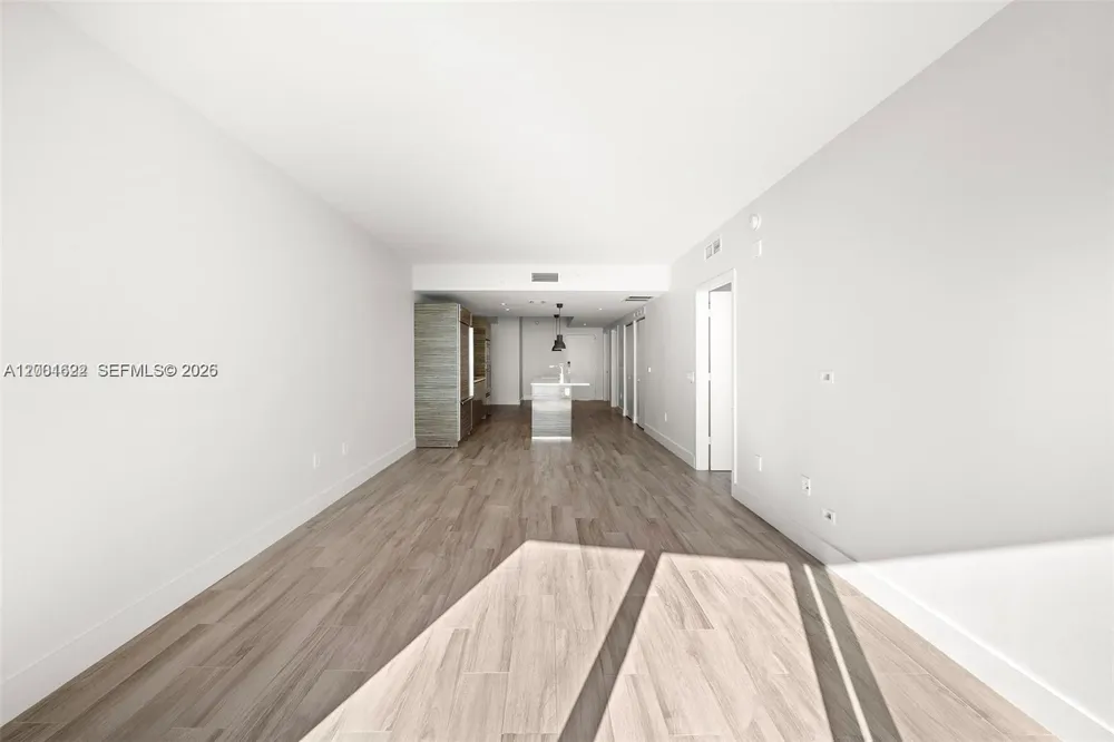 460 NE 28th St #2707 Miami, FL 33137