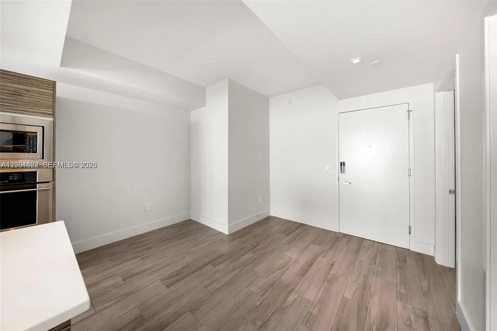 460 NE 28th St #2707 Miami, FL 33137
