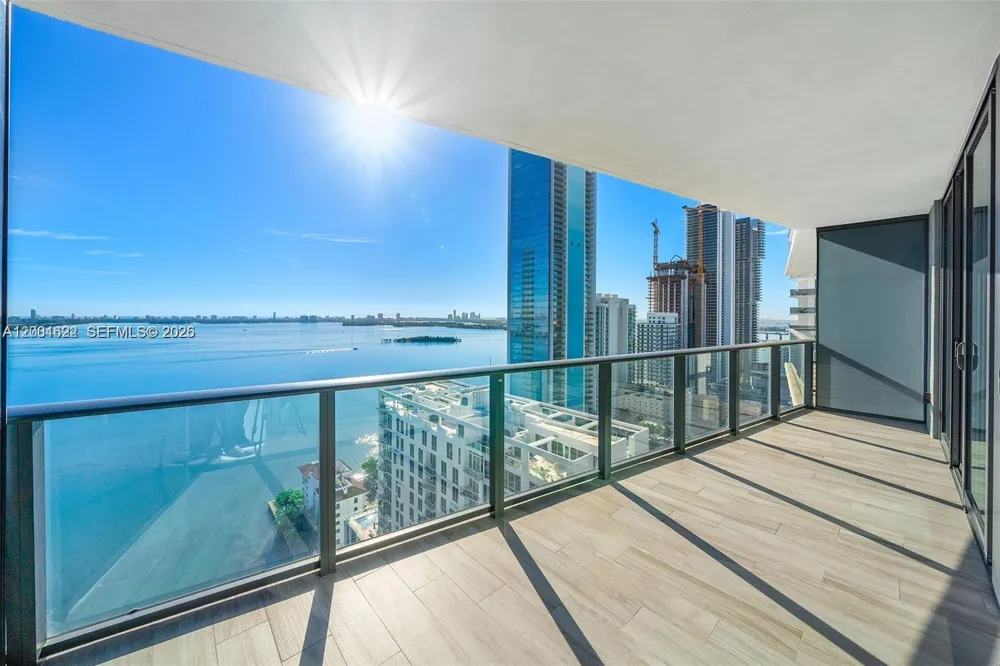 460 NE 28th St #2707 Miami, FL 33137