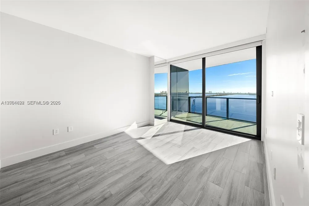 460 NE 28th St #2707 Miami, FL 33137