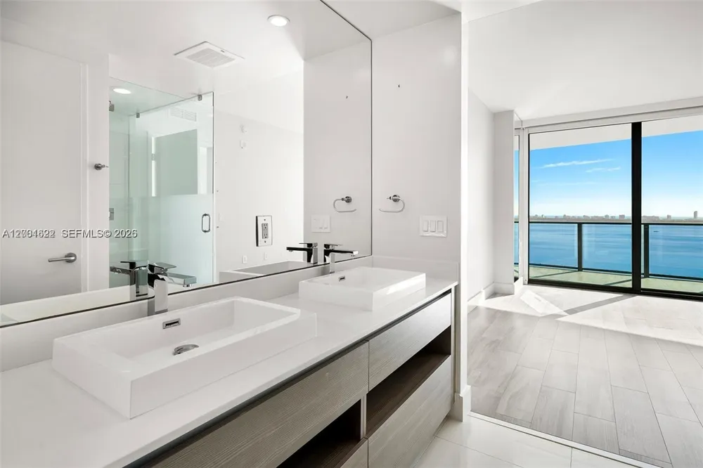 460 NE 28th St #2707 Miami, FL 33137