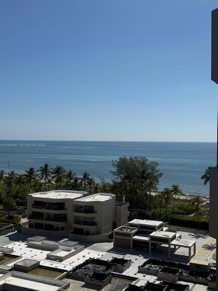 201 Crandon Blvd #932 Key Biscayne, FL 33149