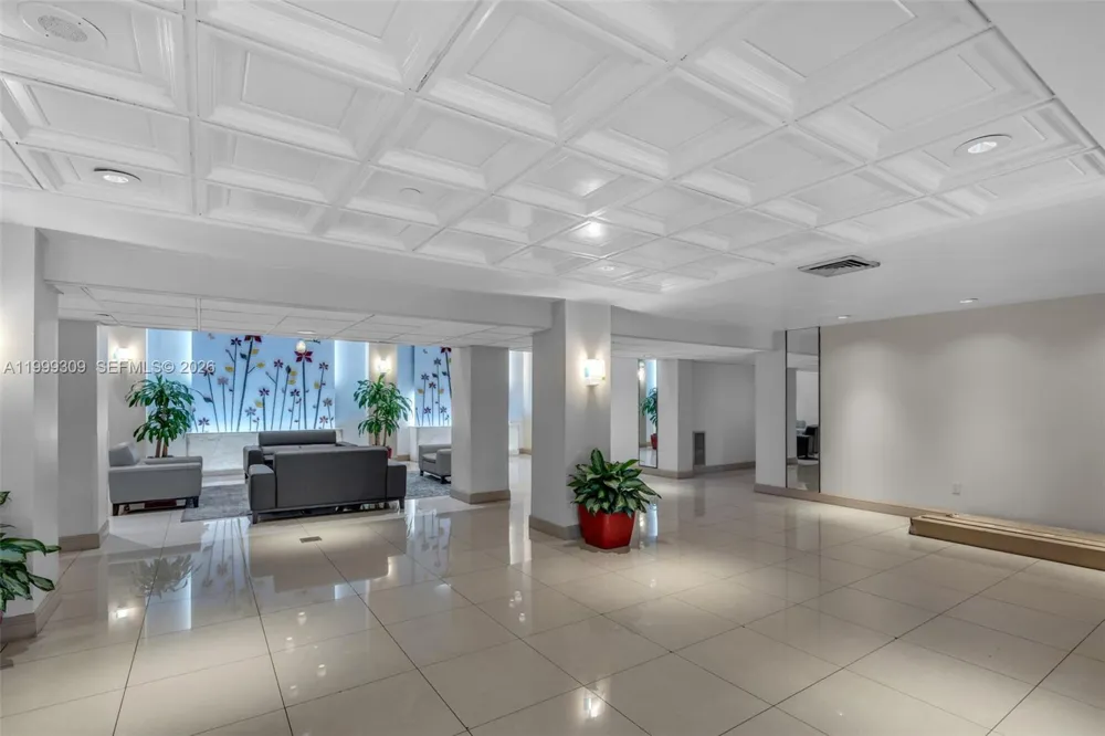 1201 S Ocean Dr #110S Hollywood, FL 33019