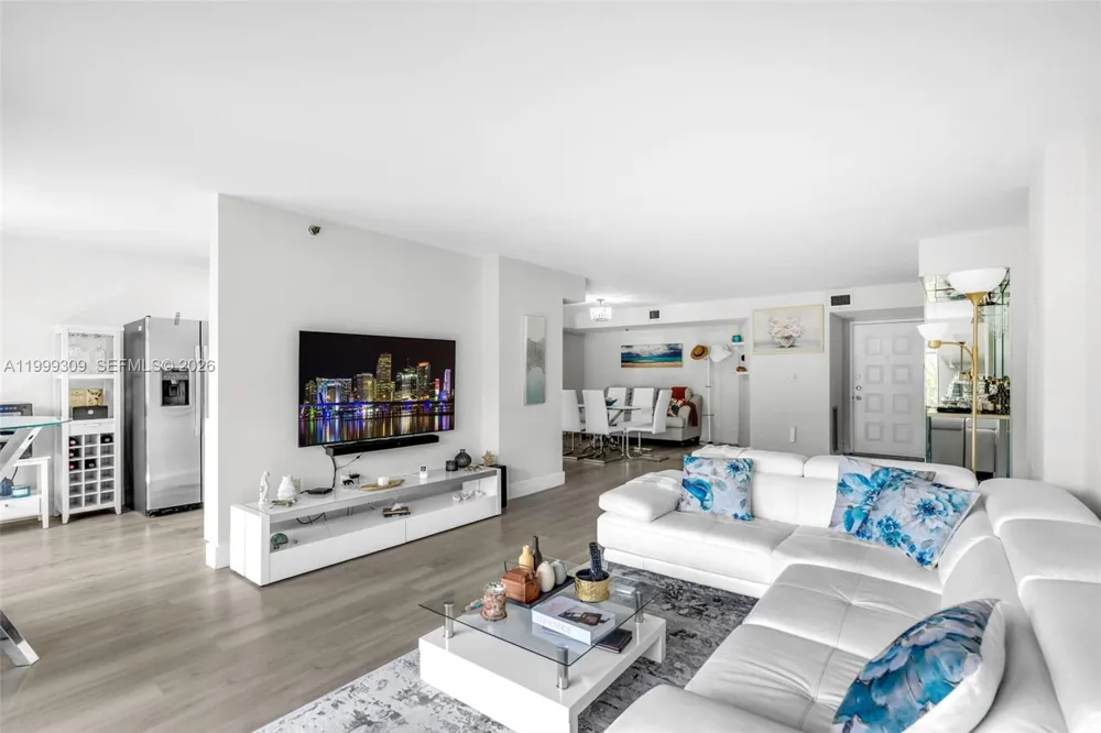 1201 S Ocean Dr #110S Hollywood, FL 33019