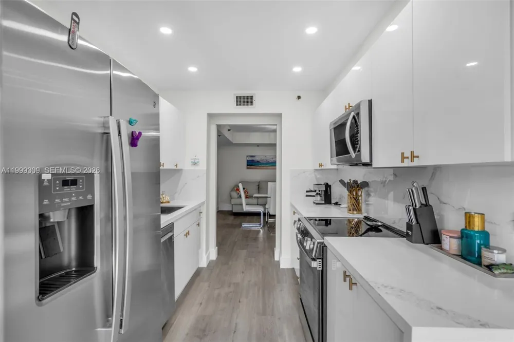 1201 S Ocean Dr #110S Hollywood, FL 33019