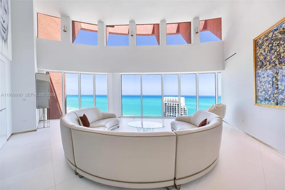 300 S Pointe Dr #PH-5 Miami Beach, FL 33139
