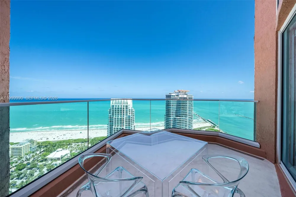 300 S Pointe Dr #PH-5 Miami Beach, FL 33139