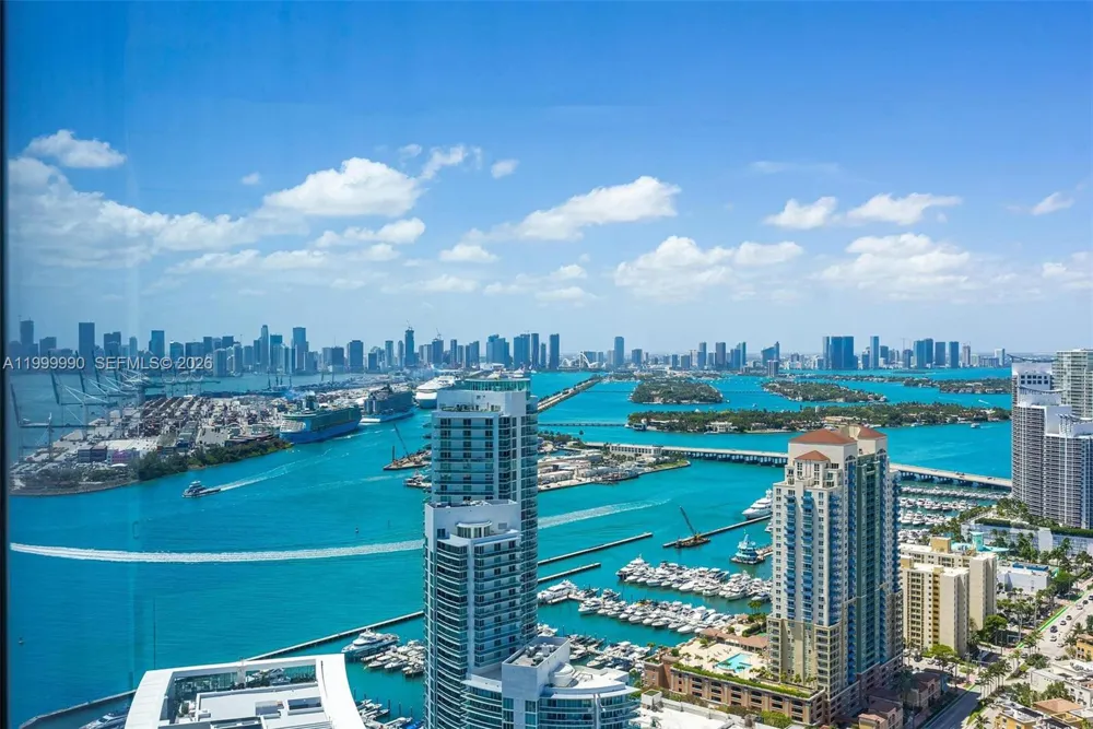300 S Pointe Dr #PH-5 Miami Beach, FL 33139