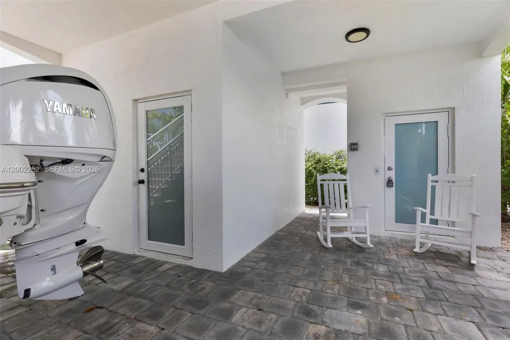 94825 Overseas Hwy 100 Key Largo, FL 33037