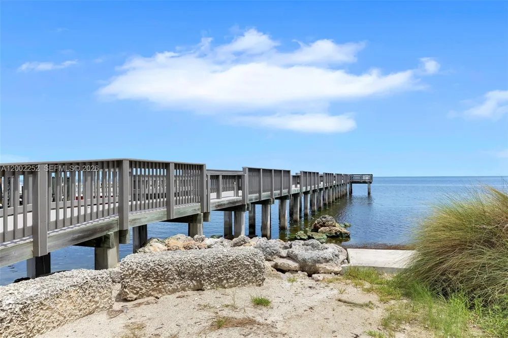 94825 Overseas Hwy 100 Key Largo, FL 33037