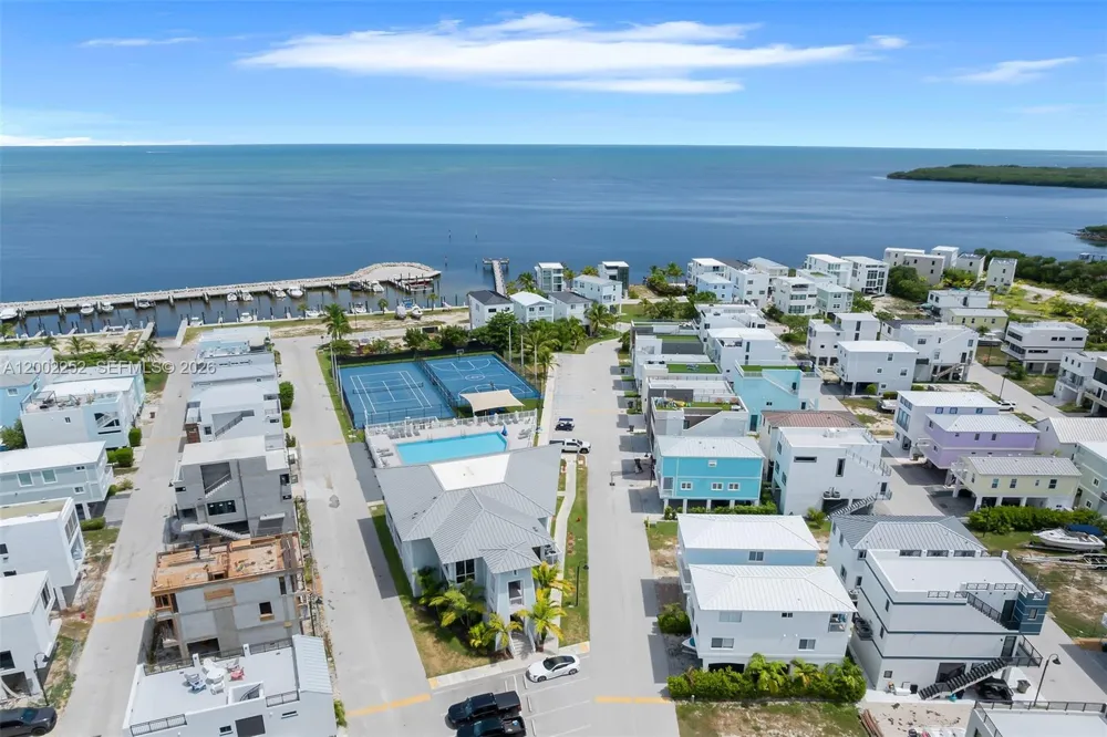 94825 Overseas Hwy 100 Key Largo, FL 33037