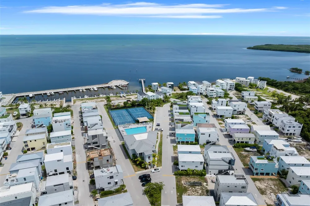 94825 Overseas Hwy 100 Key Largo, FL 33037