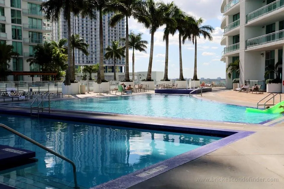 90 SW 3rd St #3505 Miami, FL 33130