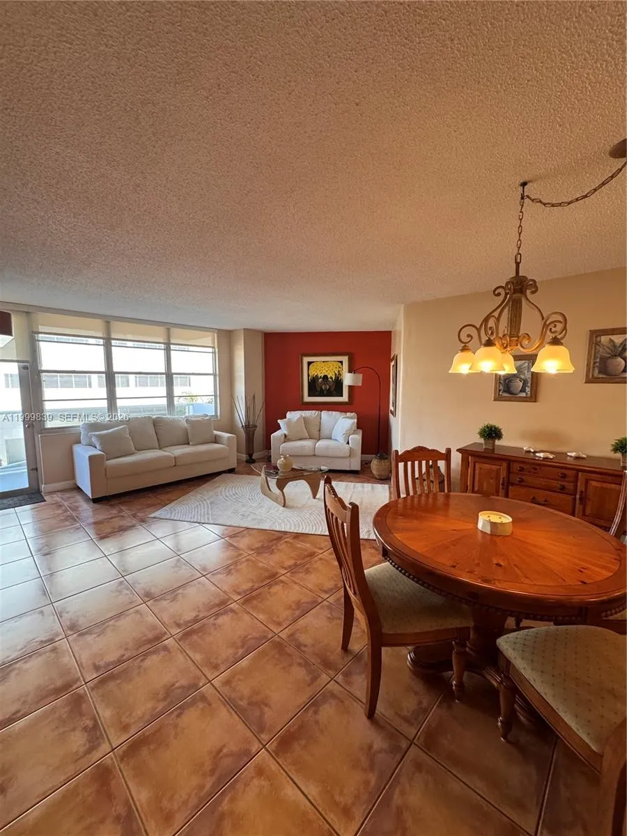 3725 S Ocean Dr #421 Hollywood, FL 33019