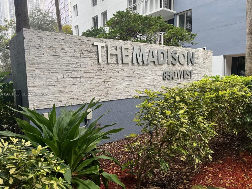850 Miami Ave #W-1806 Miami, FL 33136