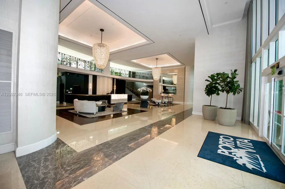 19955 NE 38th Ct #1101 Aventura, FL 33180