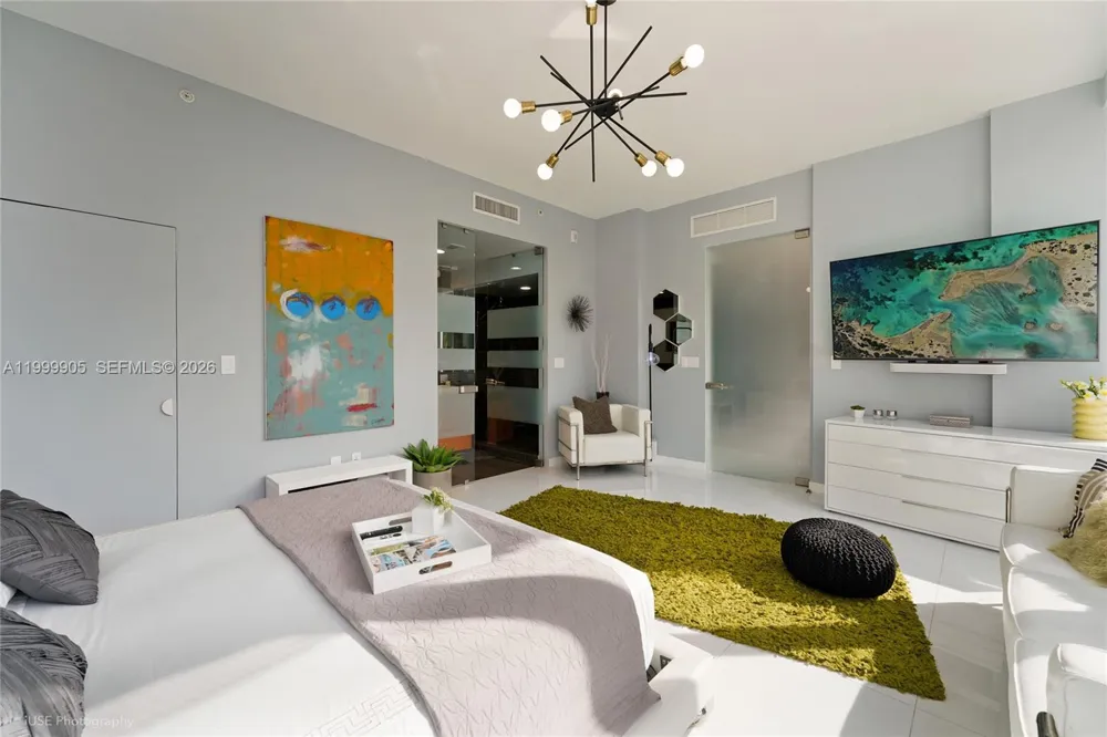 2100 Park Ave #210 Miami Beach, FL 33139