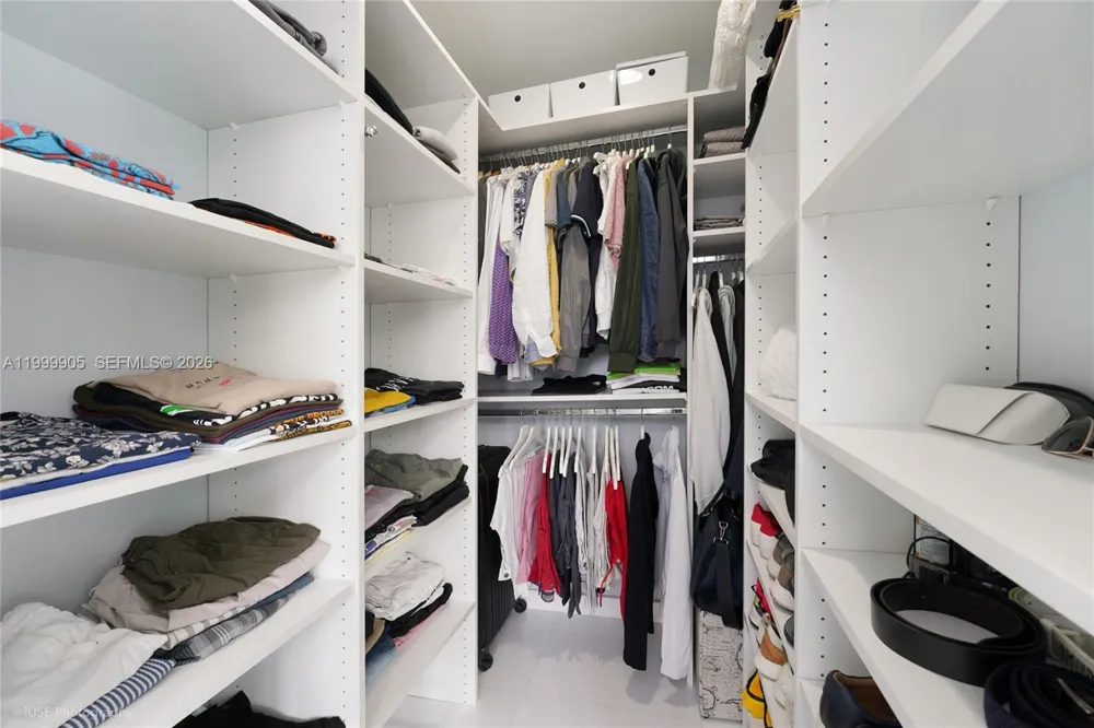 2100 Park Ave #210 Miami Beach, FL 33139
