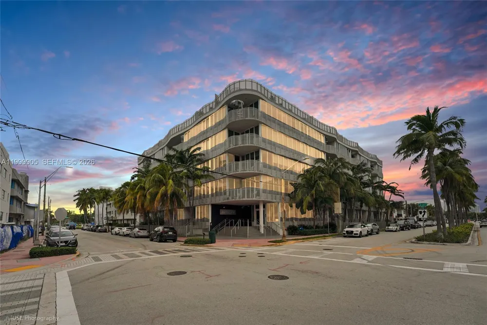 2100 Park Ave #210 Miami Beach, FL 33139
