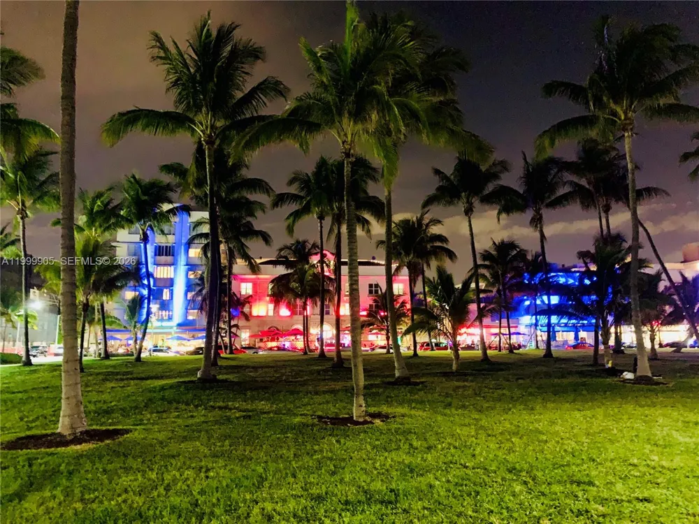2100 Park Ave #210 Miami Beach, FL 33139