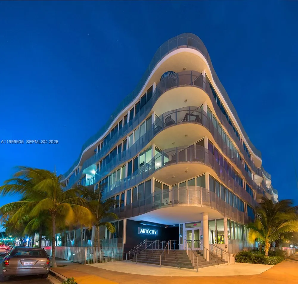 2100 Park Ave #210 Miami Beach, FL 33139