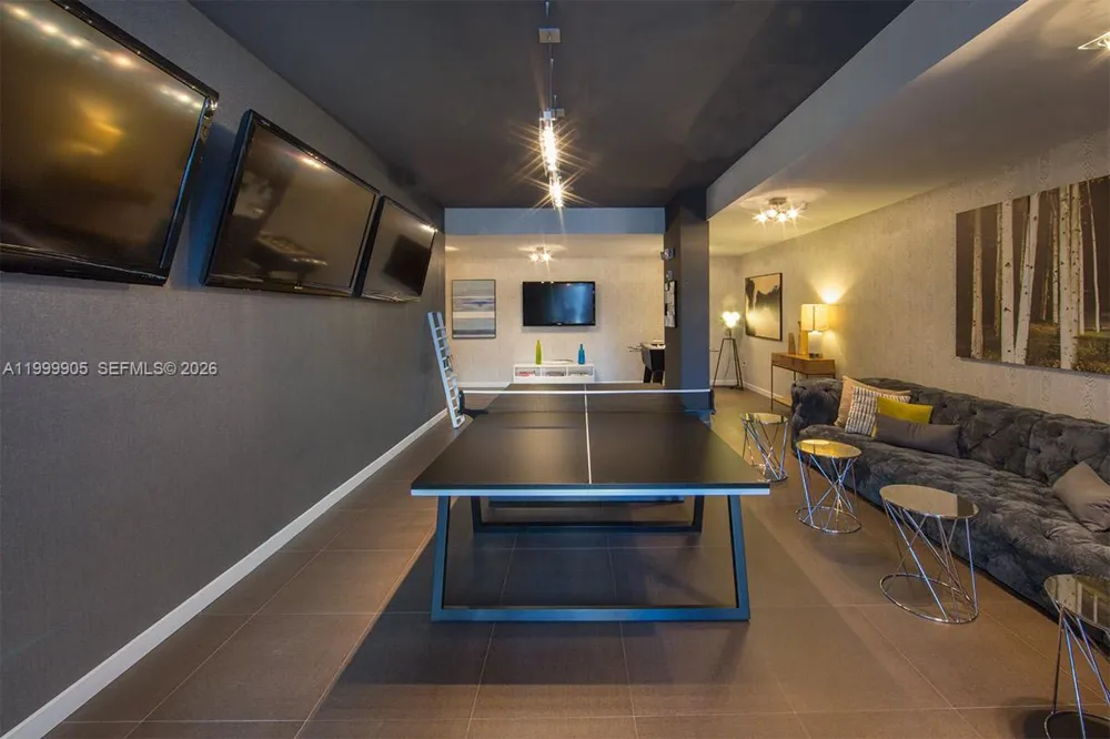 2100 Park Ave #210 Miami Beach, FL 33139