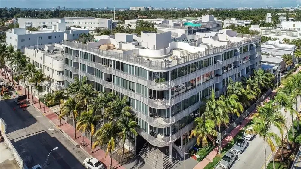 2100 Park Ave #210 Miami Beach, FL 33139