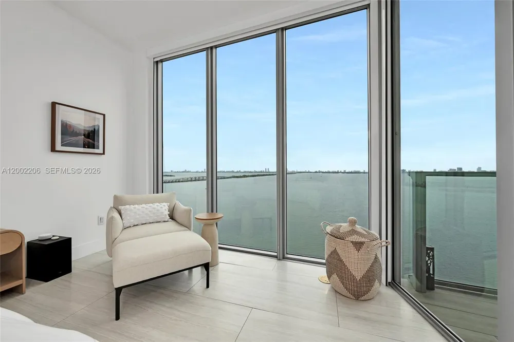 2900 NE 7th Ave #1505 Miami, FL 33137