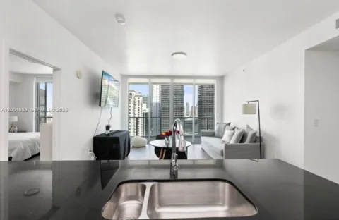 1111 SW 1st Ave #3222-N