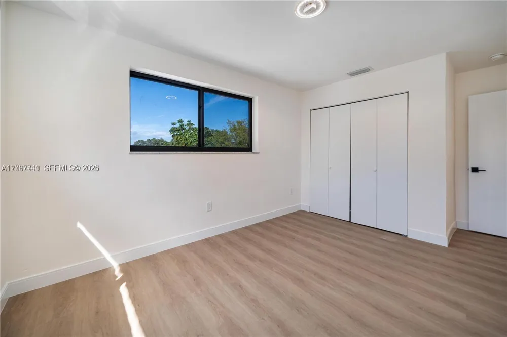 7996 Crespi Blvd Miami Beach, FL 33141