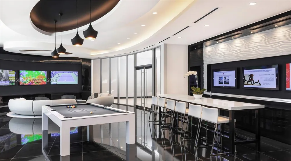 851 NE 1st Ave #3103 Miami, FL 33132