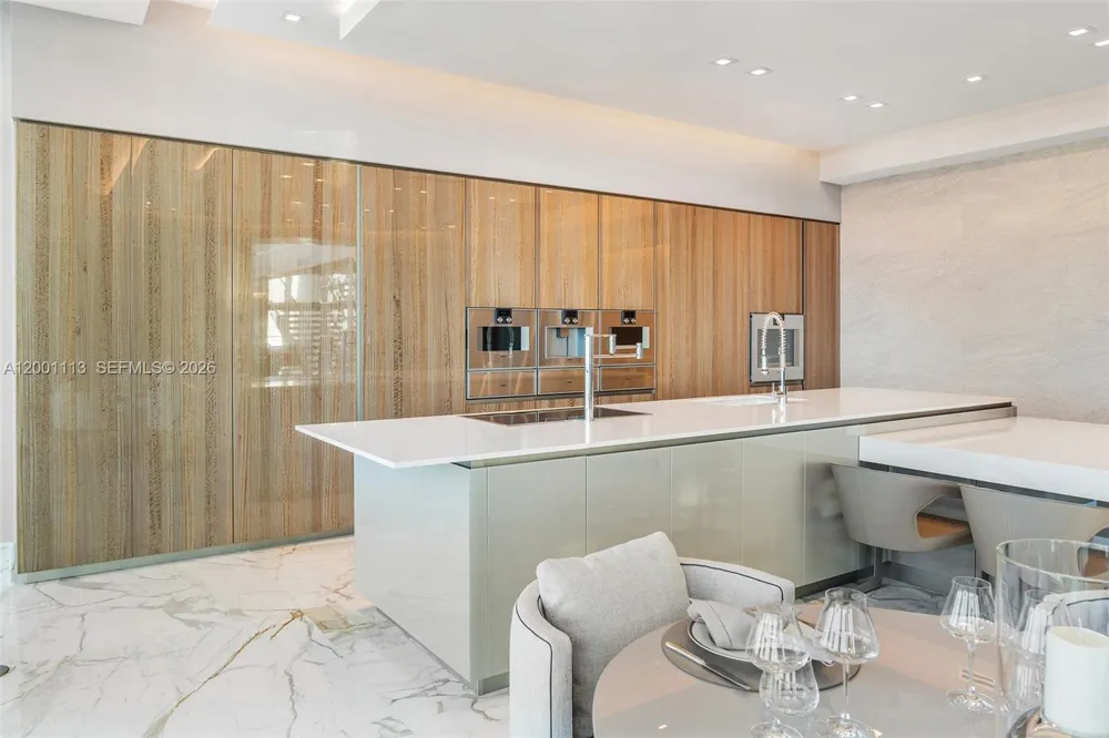17475 Collins Ave #PH3201 Sunny Isles Beach, FL 33160
