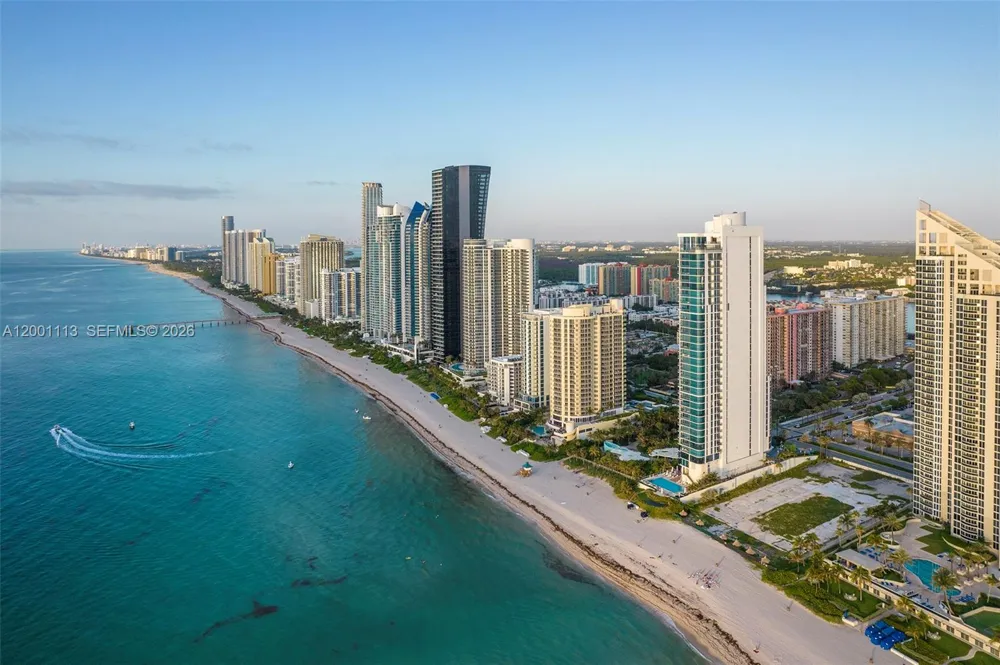 17475 Collins Ave #PH3201 Sunny Isles Beach, FL 33160