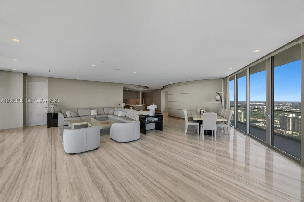 18975 Collins Ave #4800 Sunny Isles Beach, FL 33160