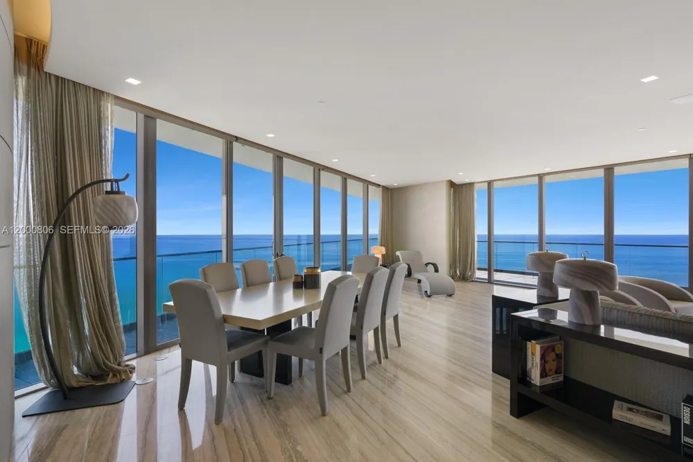 18975 Collins Ave #4800 Sunny Isles Beach, FL 33160