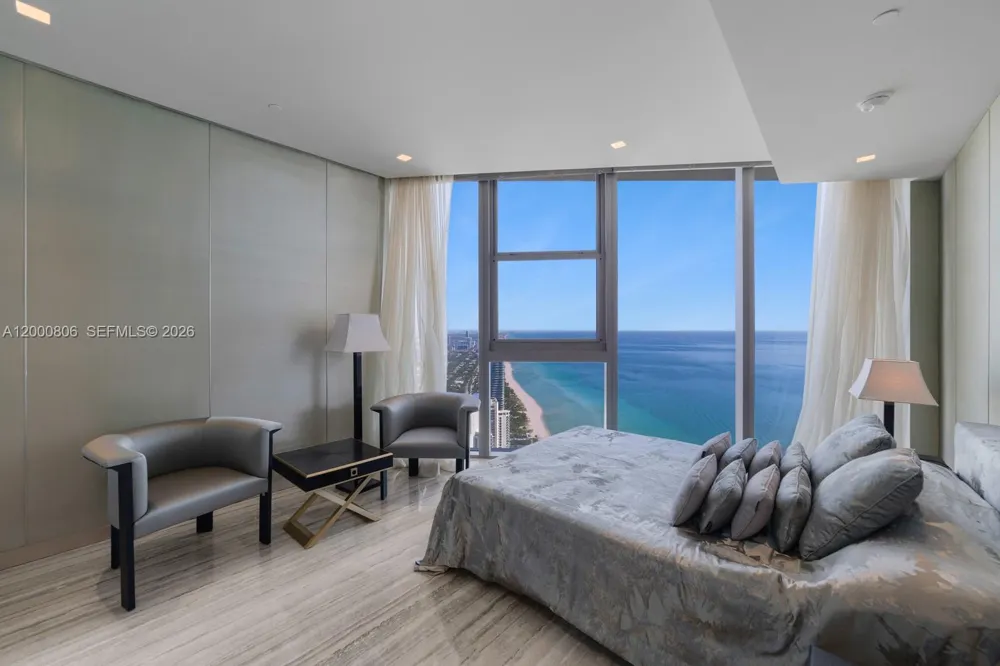 18975 Collins Ave #4800 Sunny Isles Beach, FL 33160