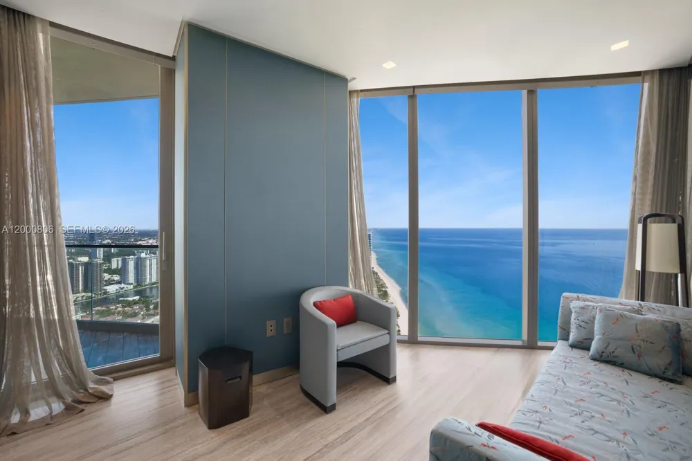 18975 Collins Ave #4800 Sunny Isles Beach, FL 33160