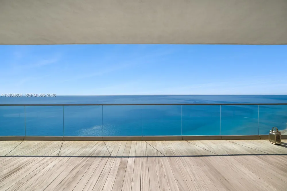 18975 Collins Ave #4800 Sunny Isles Beach, FL 33160