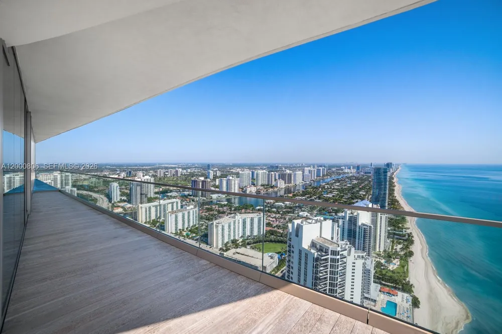 18975 Collins Ave #4800 Sunny Isles Beach, FL 33160