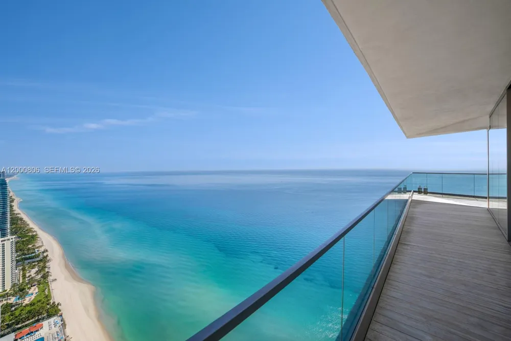 18975 Collins Ave #4800 Sunny Isles Beach, FL 33160