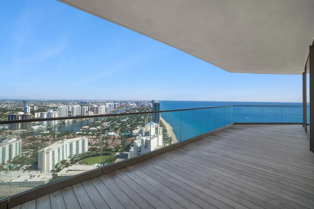 18975 Collins Ave #4800 Sunny Isles Beach, FL 33160
