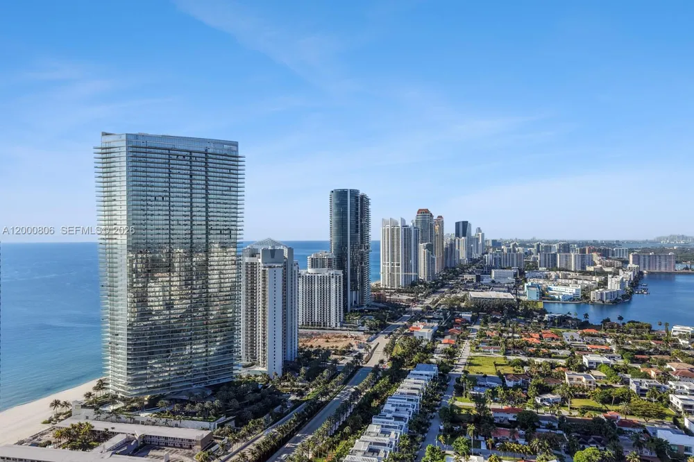 18975 Collins Ave #4800 Sunny Isles Beach, FL 33160