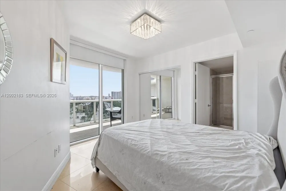 17201 Collins Ave #1107 Sunny Isles Beach, FL 33160
