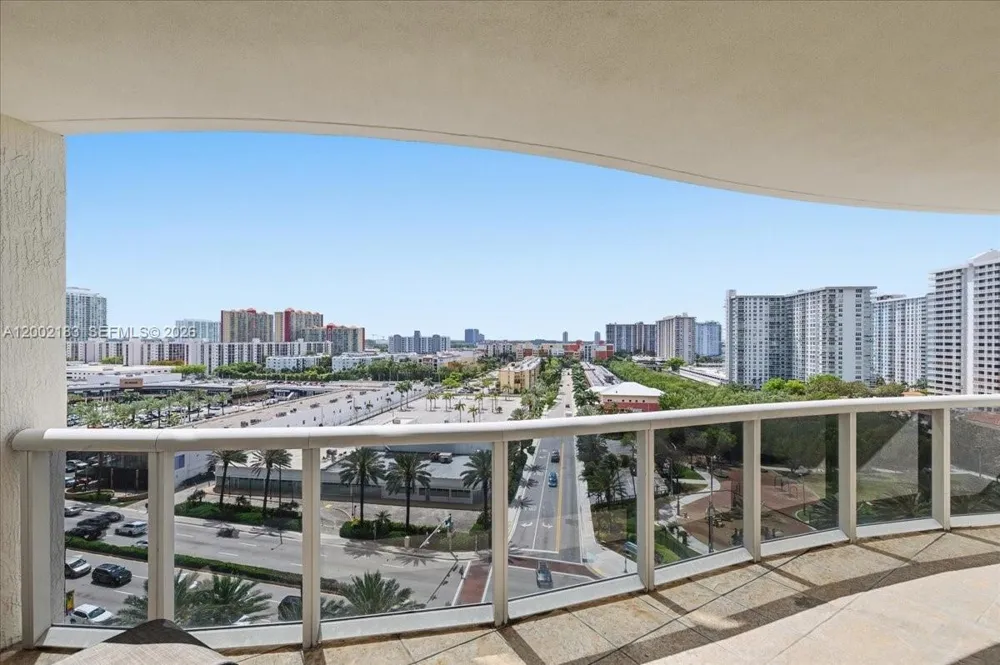 17201 Collins Ave #1107 Sunny Isles Beach, FL 33160