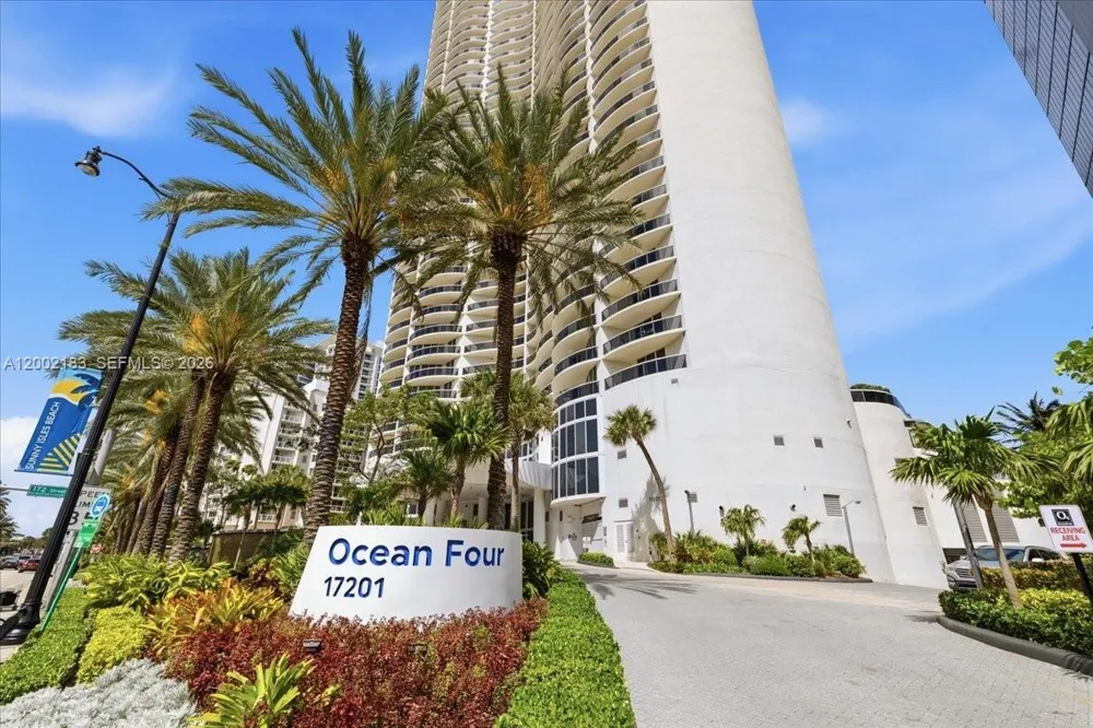 17201 Collins Ave #1107 Sunny Isles Beach, FL 33160
