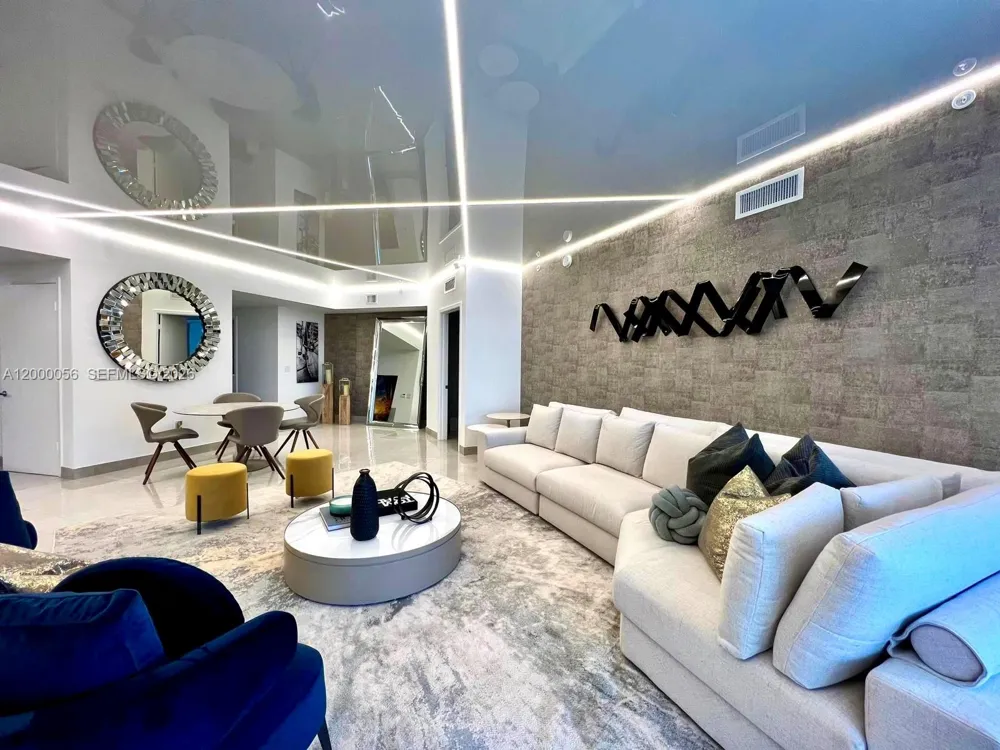 17301 Biscayne Blvd #308 North Miami Beach, FL 33160