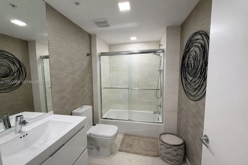 17301 Biscayne Blvd #308 North Miami Beach, FL 33160