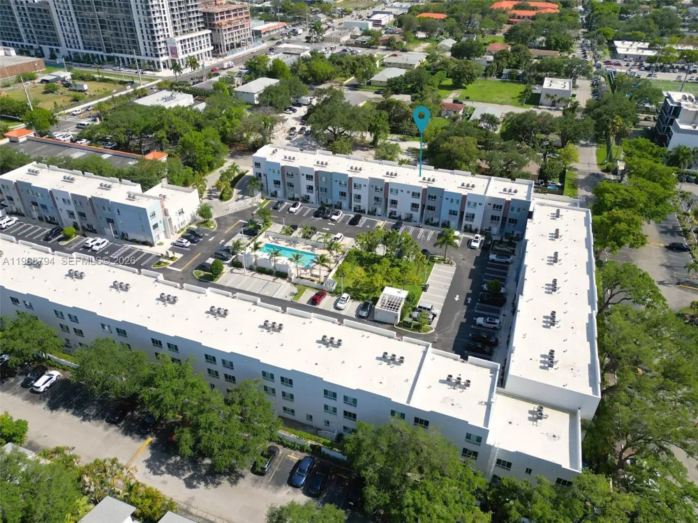 2505 NE 193rd St #4208 Miami, FL 33180